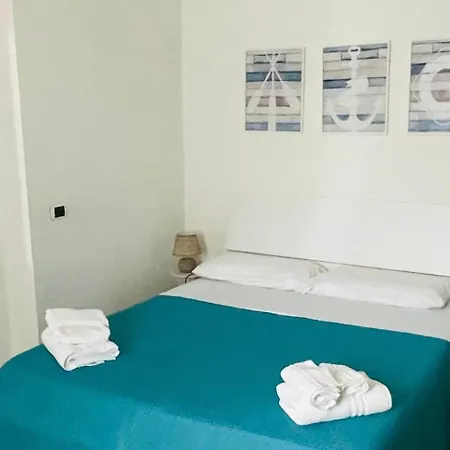 Your Temporary - Center Daire